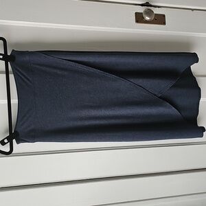 Athleta tulip midi skirt